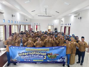 Dinas Pendidikan Apresiasi SMP Mutual Kirim Siswa ke Ajang Internasional Tiga Negara